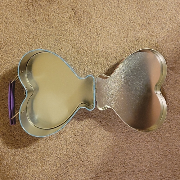 NWOT Doc McStuffin Lunchbox - Picture 3 of 3